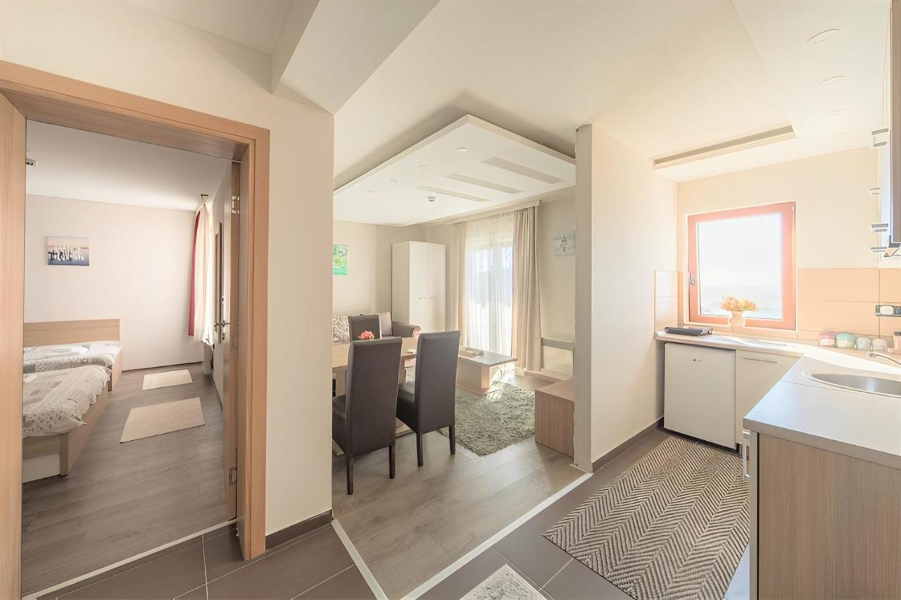 Modern Lux Apartment H8 At Milmari Resort 카파오닉 외부 사진